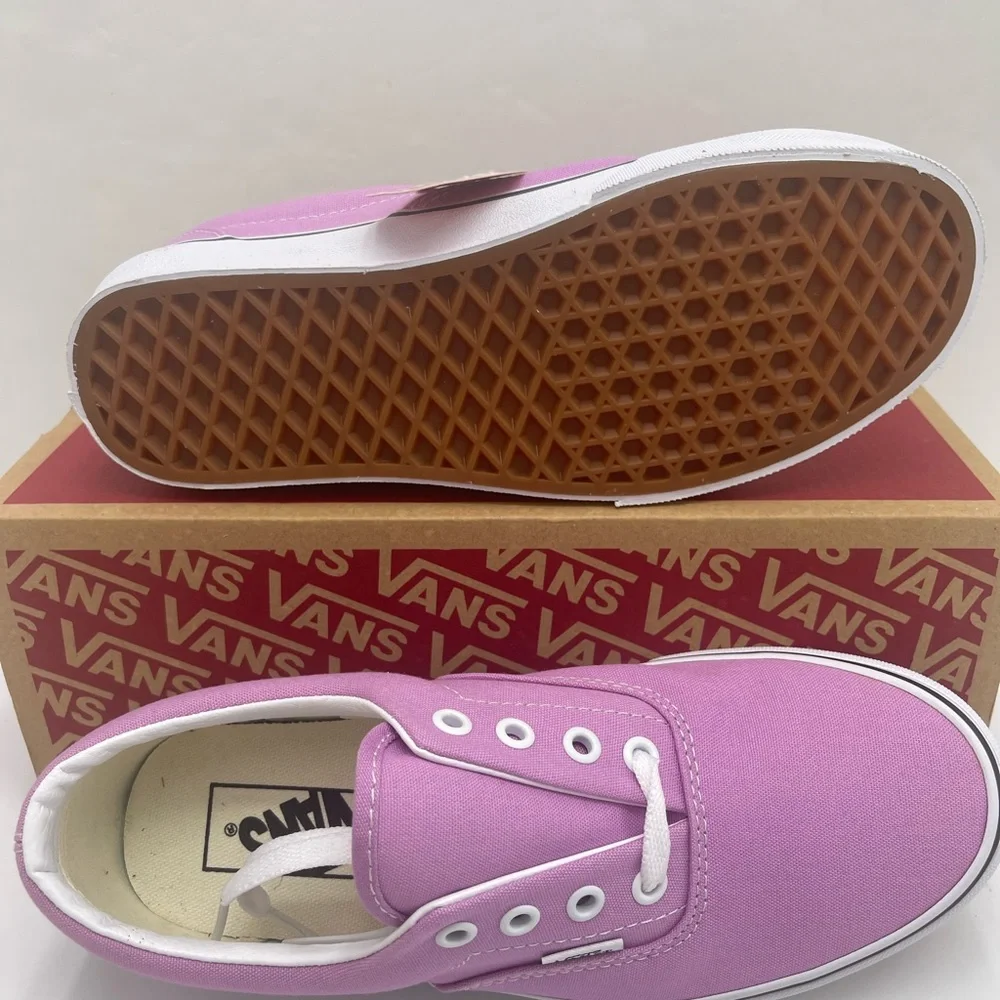 Vans WMNS Era
Orchid/True White Sneakers
VN0A54F13SQ Lavender Accents - Picture 3 of 16